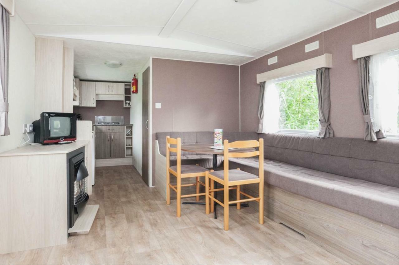 Mb Zeeuwse Mobile Home Hoek Экстерьер фото